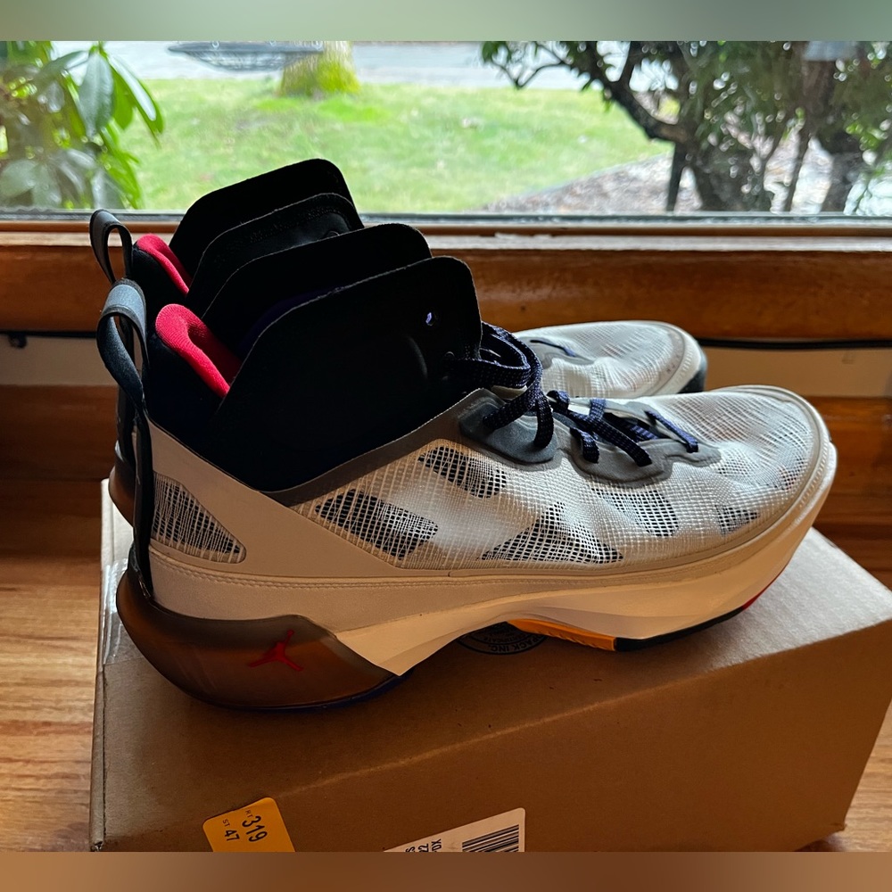 Nike Air Jordan XXXVII - "37" - Mens 13 - DD6958 060 - NO BOX - Light Bone
